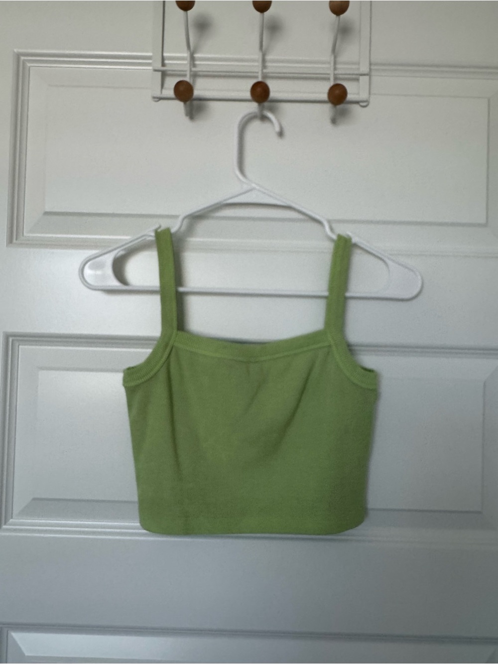 Nasty Gal Light Green Ribbed Cropped Tank 💚